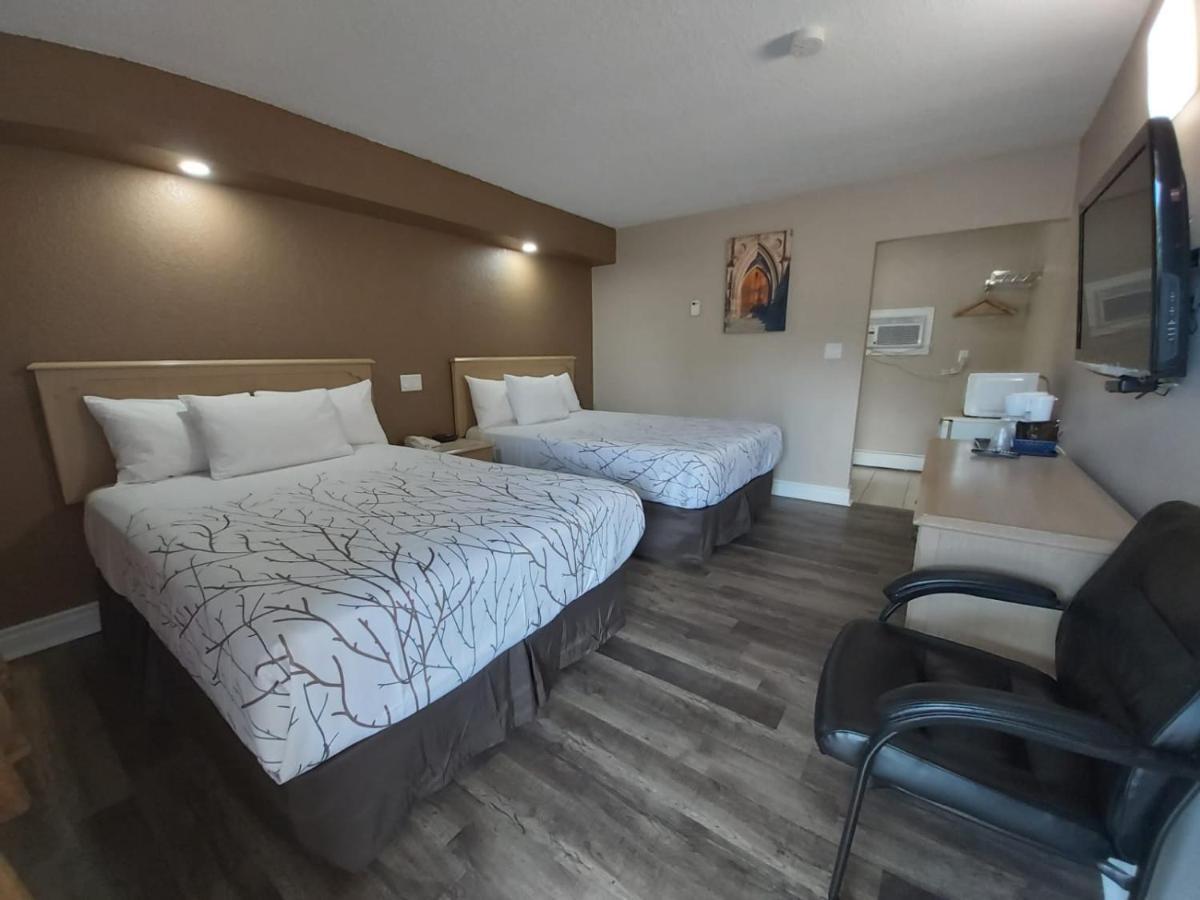 Arnprior Motor Inn Экстерьер фото