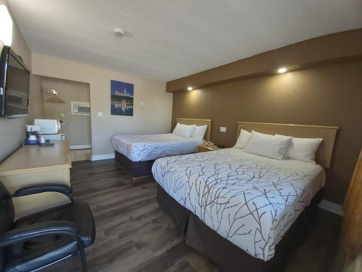 Arnprior Motor Inn Экстерьер фото