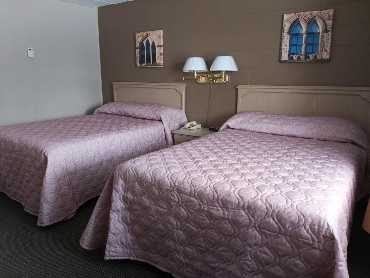 Arnprior Motor Inn Экстерьер фото