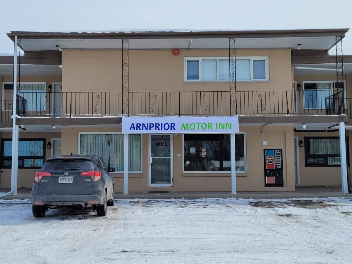 Arnprior Motor Inn Экстерьер фото